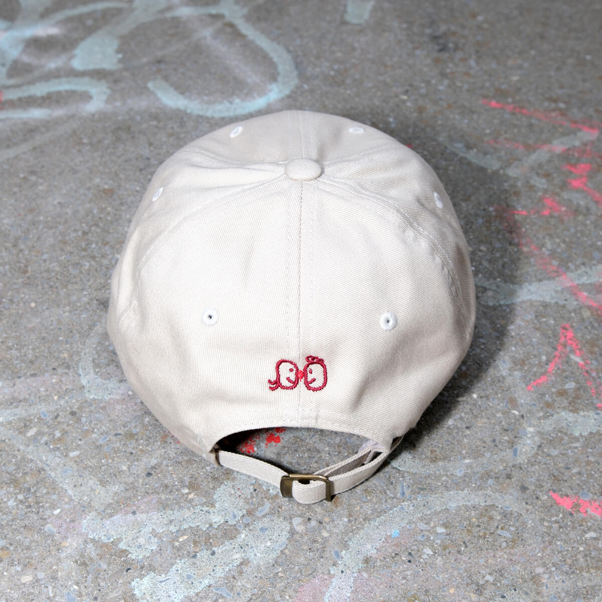 "I dream of being asleep" Cap – Viel Spass Studio
