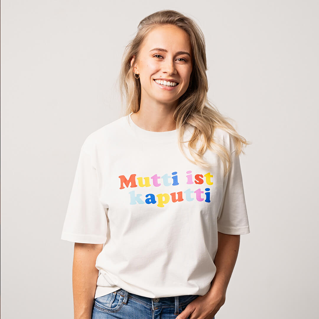 "Mutti ist kaputti" Shirt (oversized), weiss – Viel Spass Studio