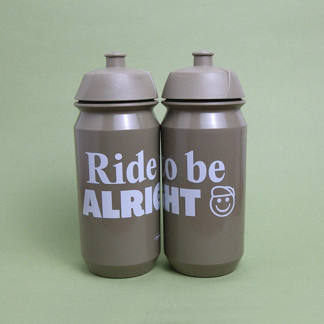 "Ride to be alright" Bidon, 500 ml Trinkflasche beige – studio ciao