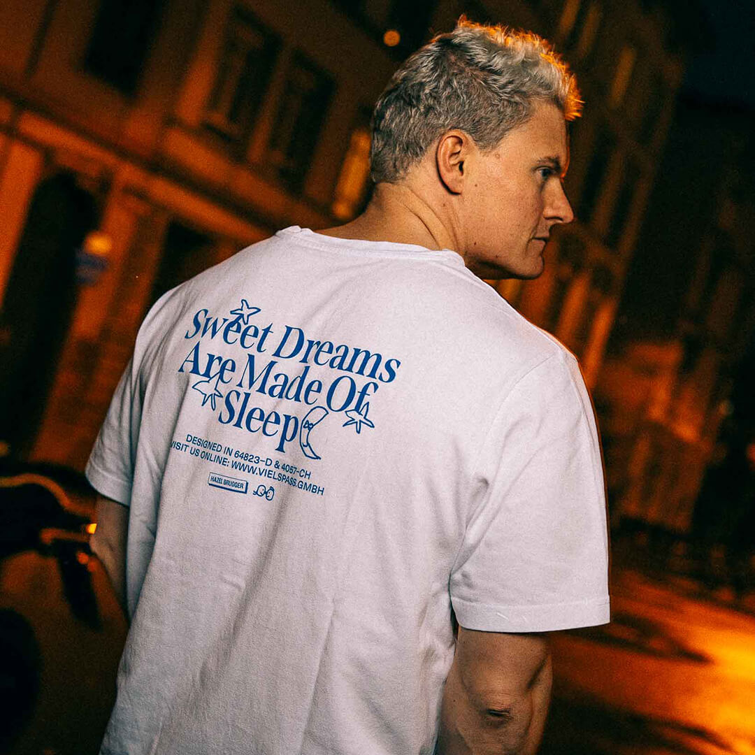 "Sweet Dreams are made of sleep" T-Shirt (oversized) – Viel Spass Studio