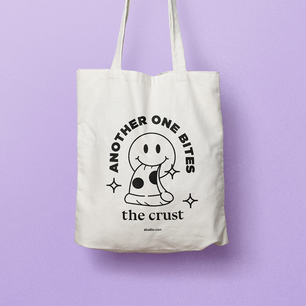 Jutebeutel von studio ciao mit "Another One bites the Crust" Aufdruck.